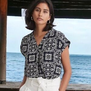 Ann Taylor Short Sleeve Top - New with tags!